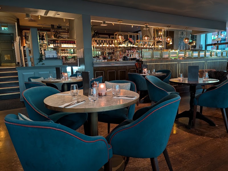 Browns Kingston - Photo 2