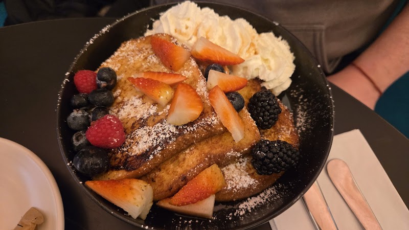 ICON Coffee & Brunch House - Photo 4