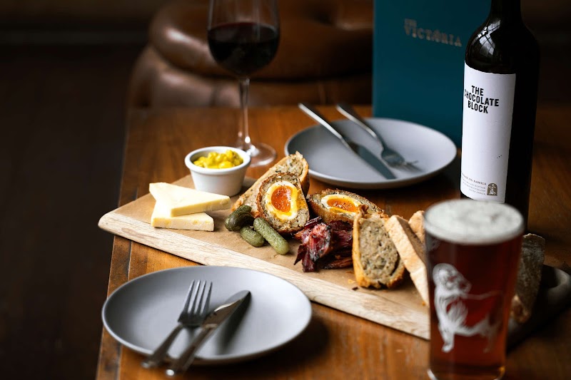 The Victoria - Photo 2