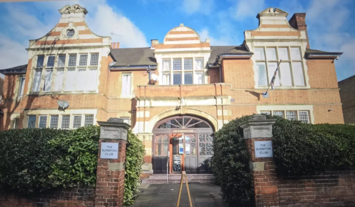The Surbiton Club - Pub in Surbiton